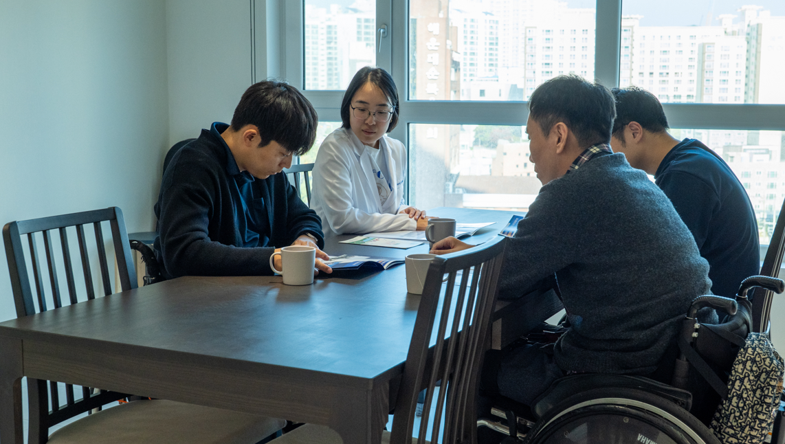 자원봉사단체 지원 활동 사진